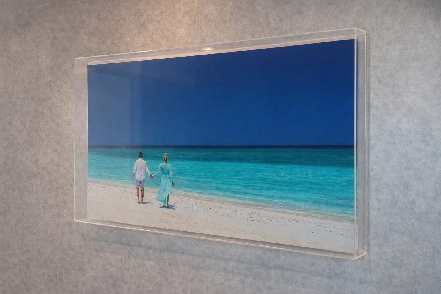 Protective Acrylic Enclosure in Dubai UAE for Museum and Retail Displays