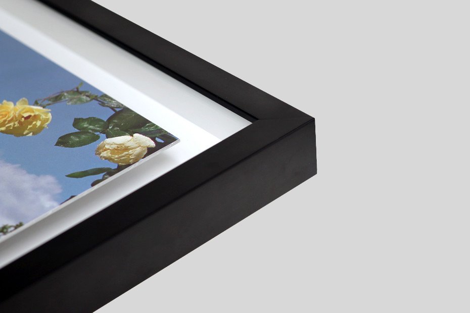 Floating Box Frame Dubai UAE for Canvas Artwork and Wall Art Displays